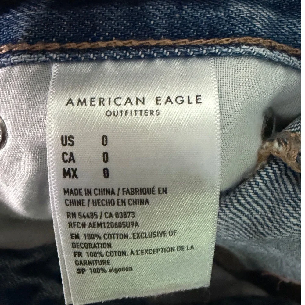 American Eagle Embroidered Denim Shorts Sz 0‎ Medium Wash Rainbow Smiley Cutoff